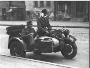 «Тигры» в снегу<br />Мемуары танкового аса - i_255.jpg