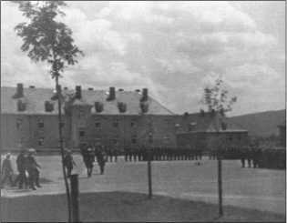 «Тигры» в снегу<br />Мемуары танкового аса - i_320.jpg