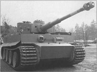 «Тигры» в снегу<br />Мемуары танкового аса - i_363.jpg