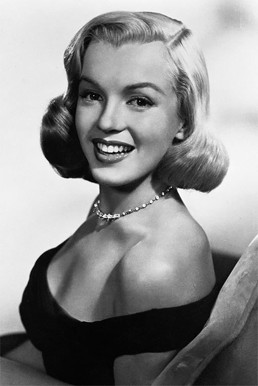 Величайшие звезды Голливуда Мэрилин Монро и Одри Хепберн - i_001.jpg