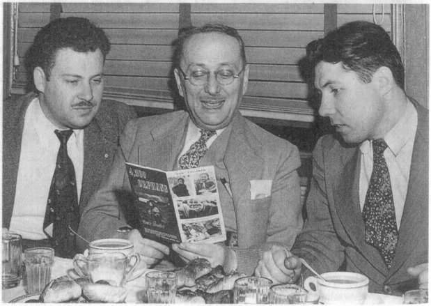 Нелегалы 1. Операция «Enormous» - i_021.jpg