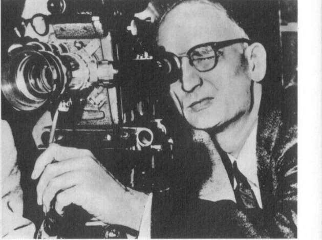 Нелегалы 1. Операция «Enormous» - i_054.jpg