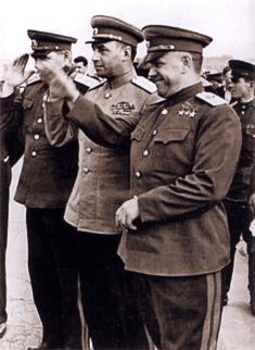 Полководцы Великой Отечественной. Книга 2 - i_004.jpg