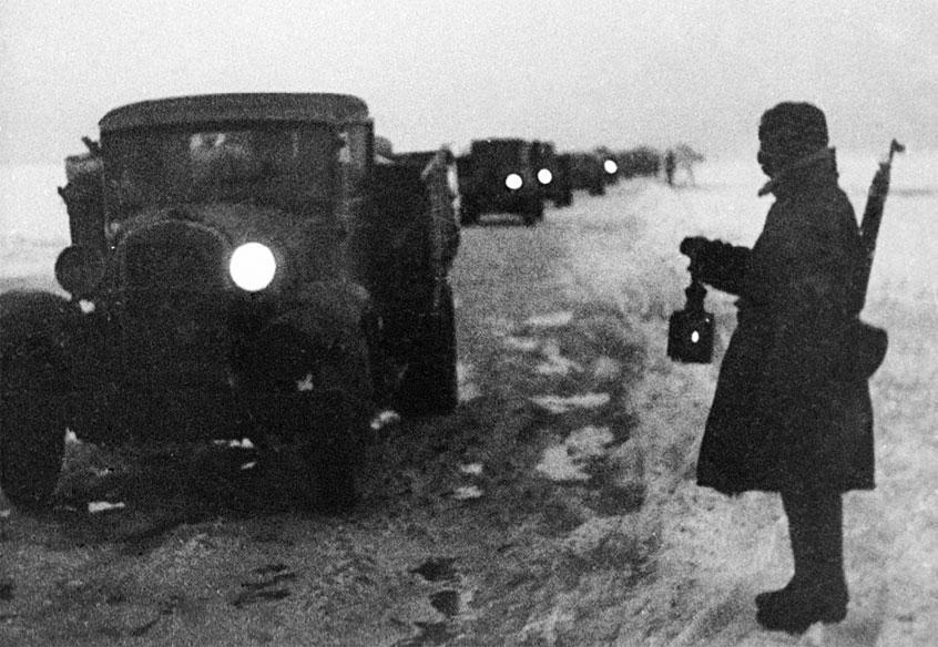 Противостояние «Утомленным солнцем». Кто и зачем ведет войну с фильмами Никиты Михалкова - _2.jpg