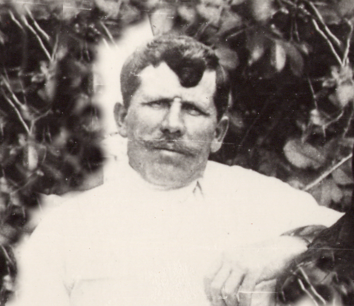 Нептуну на алтарь (СИ) - i_020.png