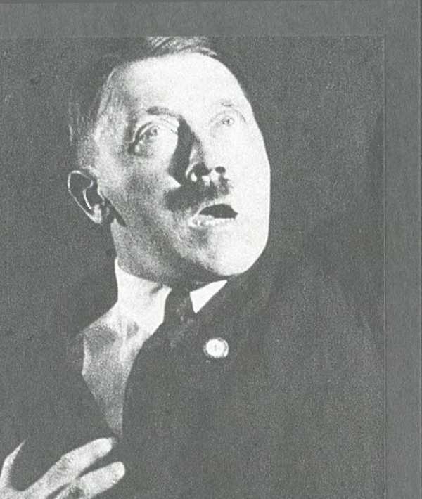 Любовь диктаторов. Муссолини. Гитлер. Франко - i_008.jpg