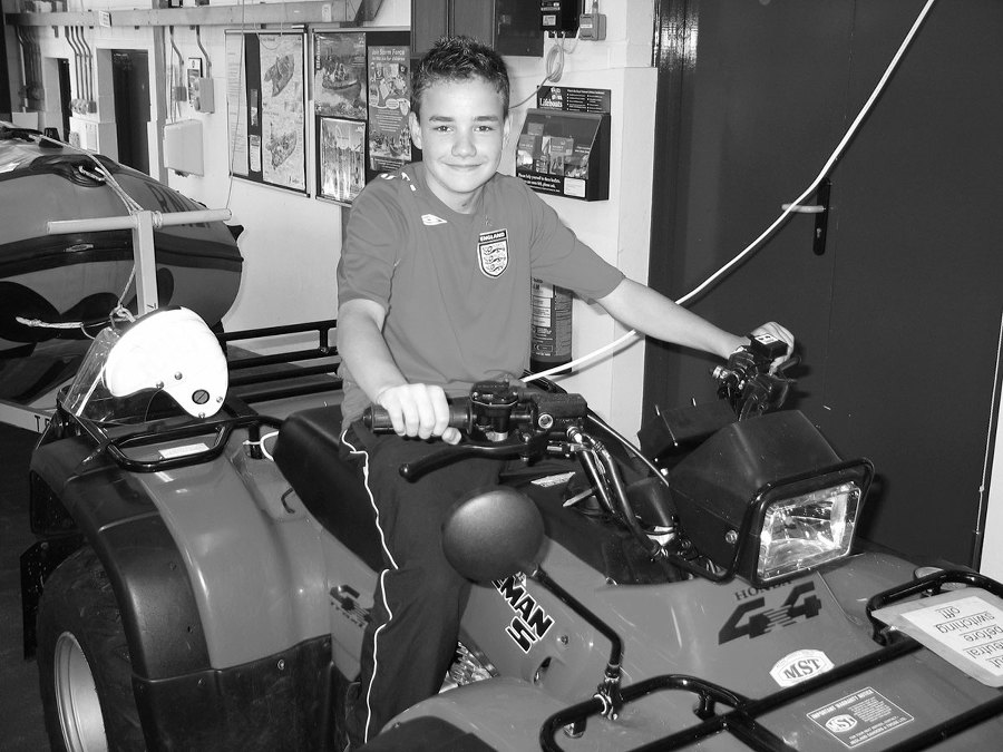 One Direction. Кто мы такие - i_010.jpg