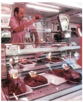 Экстремальная кухня: Причудливые и удивительные блюда, которые едят люди - i_002.jpg