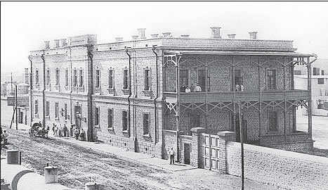 Маршал Берия. Штрихи к биографии - i_022.jpg