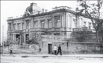 Маршал Берия. Штрихи к биографии - i_037.jpg