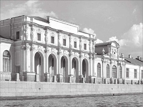 Путеводитель по Петербургу. Увлекательные экскурсии по Северной столице. 34 маршрута - i_059.png