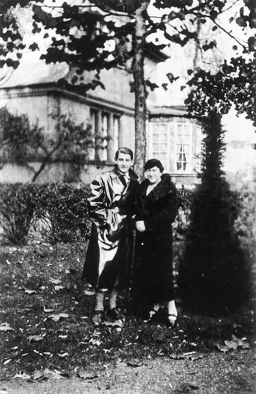 Хельмут Ньютон. Автобиография (пер. К. Савельев) - i_021.jpg