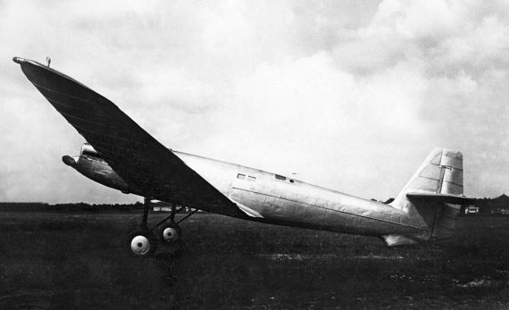 Утерянные победы советской авиации - i_002.jpg