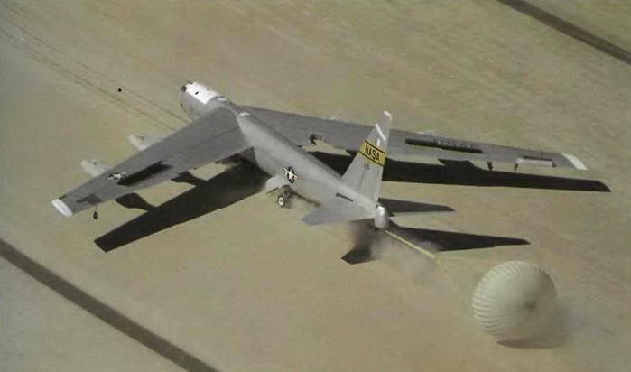 Энциклопедия современной военной авиации 1945 – 2002 ч 3 Фотоколлекция - pic_49.jpg