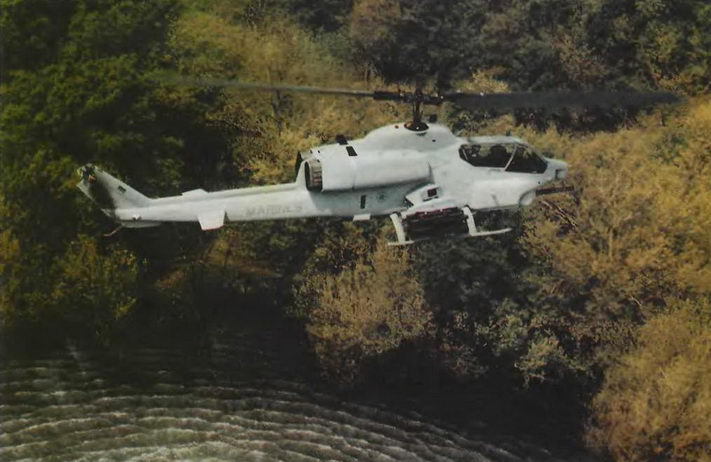 Энциклопедия современной военной авиации 1945 – 2002 ч 3 Фотоколлекция - pic_251.jpg