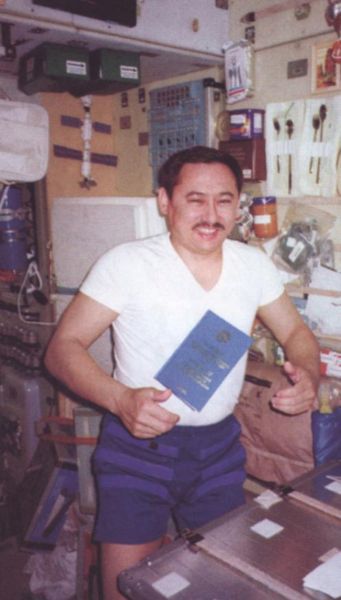 Повседневная жизнь российских космонавтов - i_068.jpg