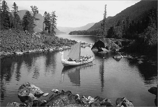 Алтай. Жемчужина и сердце Евразии - i_012.jpg