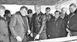 Литературная Газета 6295 ( № 40 2010) - TAG_userfiles_image_42-43_6297_2010_2-7_jpg926105