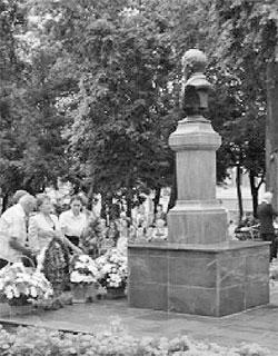 Литературная Газета 6517 ( № 29 2015) - TAG_upload_iblock_9c2_9c2e7dafe8b91e4f8e292a09c81a11d3_jpg214799