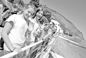 Литературная Газета 6519 ( № 31 2015) - TAG_upload_iblock_0b1_0b104bb5587365433a84d94c43476c4a_jpg113146