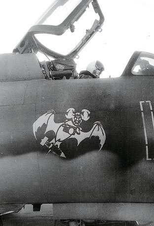 Камуфляж и бортовые эмблемы авиатехники советских ВВС в афганской кампании - i_011.jpg