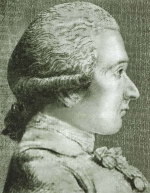 Маркиз де Сад - i_003.jpg