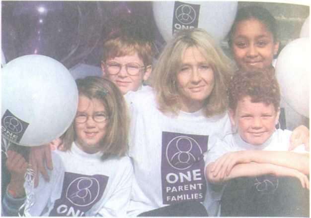 Биография создателя Гарри Поттера Дж. К. Ролинг, написанная Шоном Смитом - _8.jpg