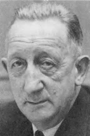 Голый шпион. Русская версия. Воспоминания агента ГРУ - i_038.jpg