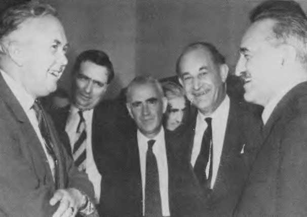 Голый шпион. Русская версия. Воспоминания агента ГРУ - i_044.jpg