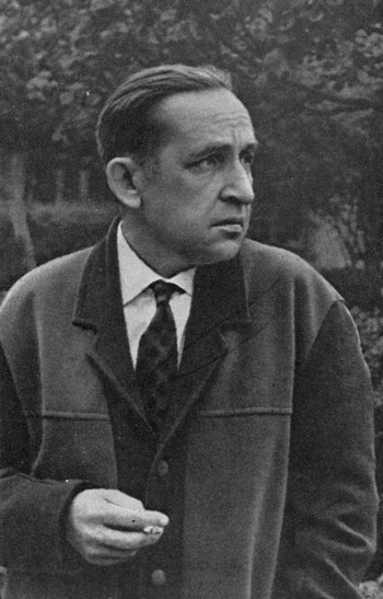 Стихотворения и поэмы - i_007.jpg