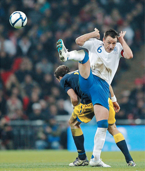 Всё о самом грязном чемпионате Европы по футболу - i_036.jpg