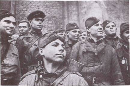 Скрытые лики войны. Документы, воспоминания, дневники - i_017.jpg