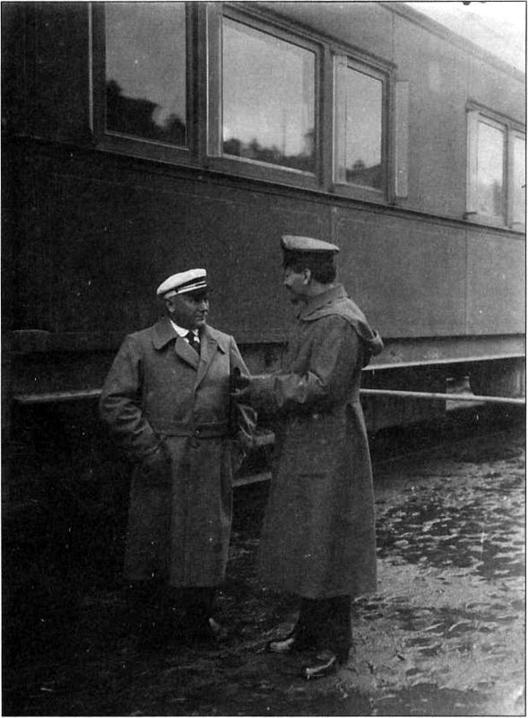 Троцкий и заговор в Красной Ставке - i_009.jpg