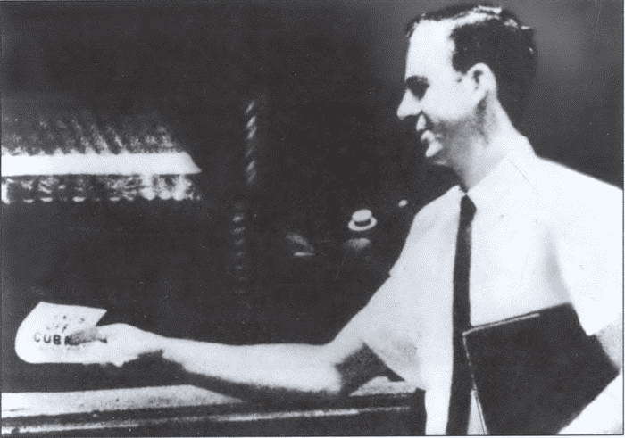 Убийство президента Кеннеди. Ли Харви Освальд — убийца или жертва заговора? - i_014.jpg