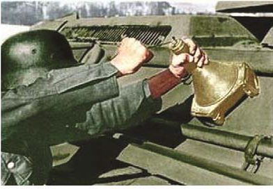 Шипение снарядов - i_153.jpg