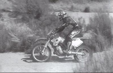 Профессиональные приемы вождения кроссового мотоцикла и эндуро (ЛП) - i_011.jpg