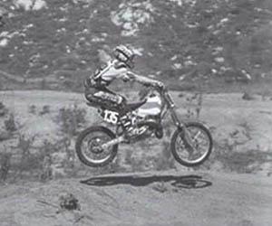 Профессиональные приемы вождения кроссового мотоцикла и эндуро (ЛП) - i_056.jpg