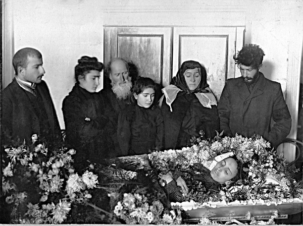 Сталин и его подручные - i_002.jpg