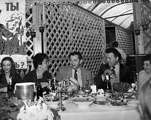 Жили-были, ели-пили. Семейные истории - _072.jpg