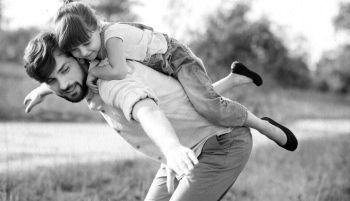 Девочка. Девушка. Женщина - i_110.jpg