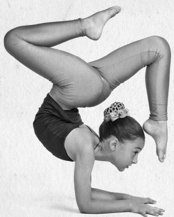 Девочка. Девушка. Женщина - i_162.jpg