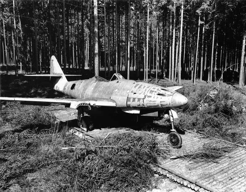 Война моторов. Крылья советов - i_004.jpg