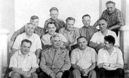 Ракеты и люди. Горячие дни холодной войны - pic_25.jpg