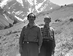 Газета Троицкий Вариант   42 (24_11_2009) - TAGhttp___trvscience_ru_uploads_42N-111-250x192_jpg454427