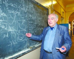 Газета Троицкий Вариант   42 (24_11_2009) - TAGhttp___trvscience_ru_uploads_42N-63-249x199_jpg611579