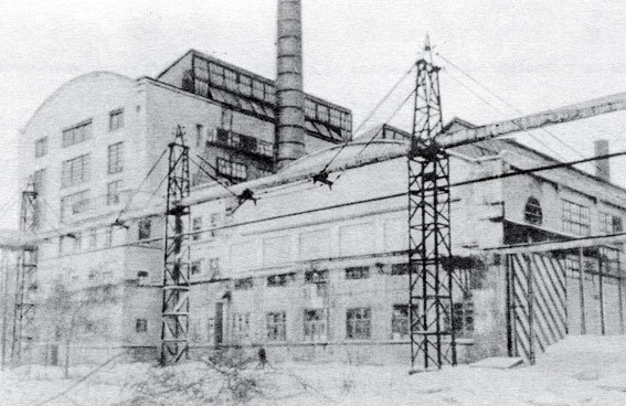 Все для фронта? Как на самом деле ковалась победа - i_001.jpg