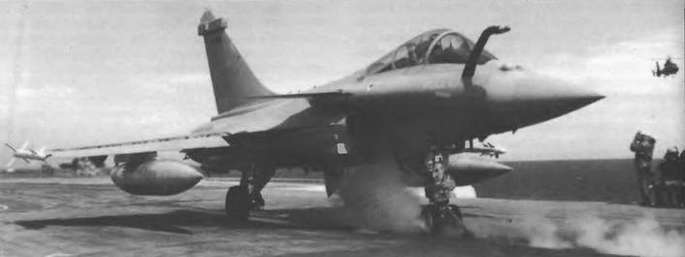 Энциклопедия современной военной авиации 1945-2002: Часть 1. Самолеты - pic_642.jpg