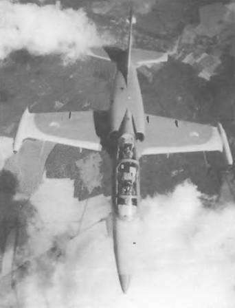 Энциклопедия современной военной авиации 1945-2002: Часть 1. Самолеты - pic_652.jpg