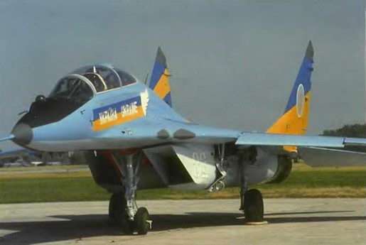 Энциклопедия современной военной авиации 1945-2002: Часть 3. Фотоколлекция - pic_156.jpg