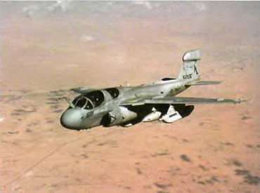 Энциклопедия современной военной авиации 1945-2002: Часть 3. Фотоколлекция - pic_187.jpg